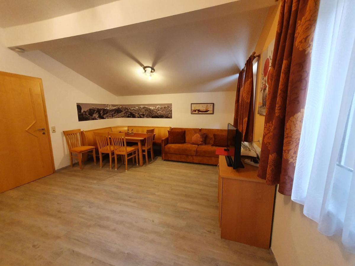 Glemmy Appartements Inkl Sommercard Viehhofen Exterior photo